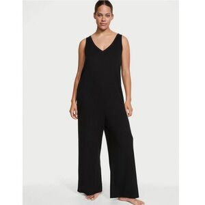 Victoria’s Secret Glow Waffle Knit Black Wide Leg Jumpsuit Size Medium
